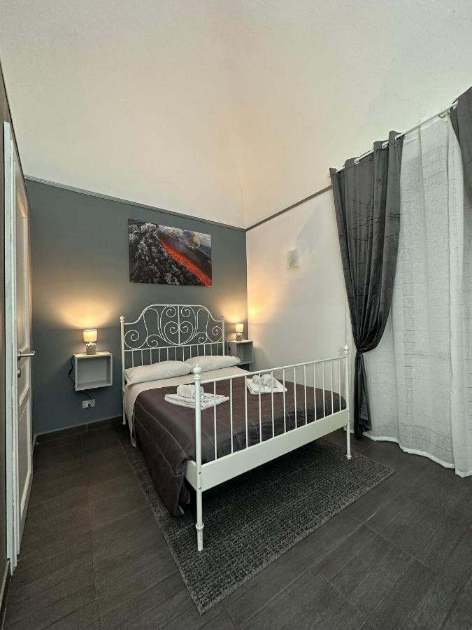 Etna Rooms CTA Exterior photo